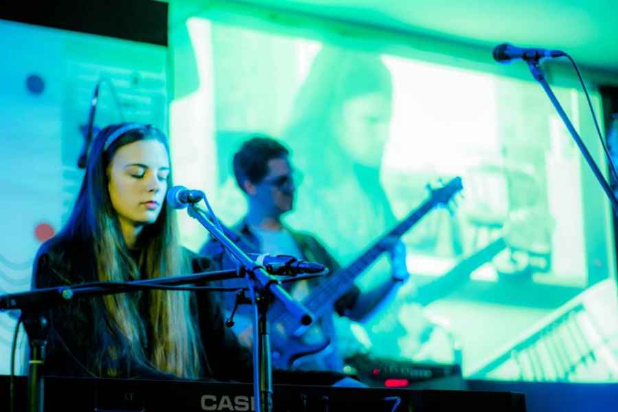 72643924 2279667745676758 6419183912156659712 o